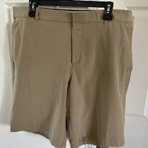 NIKE Men’s shorts Tan 36”W x 21” L Polyester & Spandex blend Like New Condition!